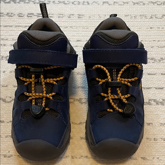 Keen Kids' Navy and Black Sneakers NWOT - Picture 2 of 8